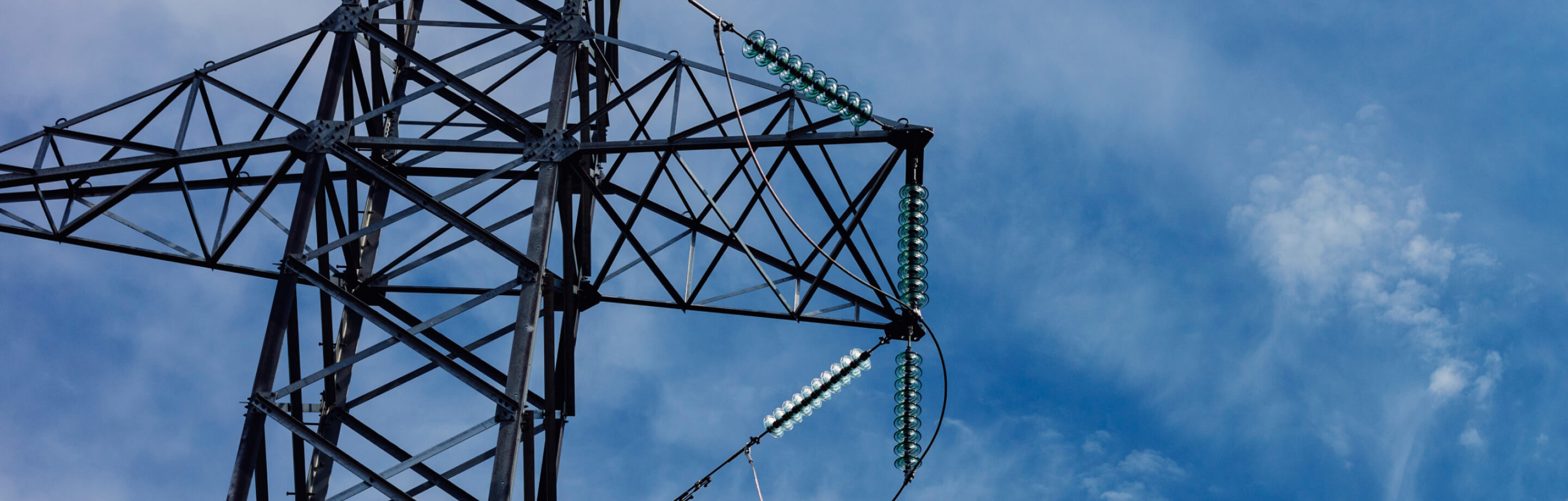 Power transmission tower